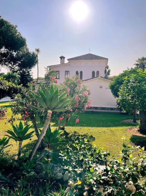 Villa Santa Cristina Cerca Del Mar Marbella Exterior foto