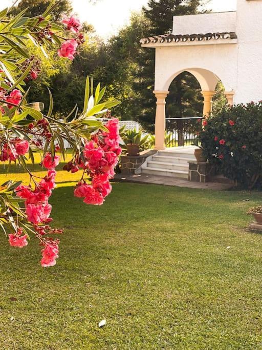 Villa Santa Cristina Cerca Del Mar Marbella Exterior foto